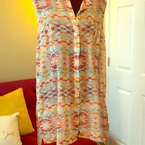 Sleeveless tunic